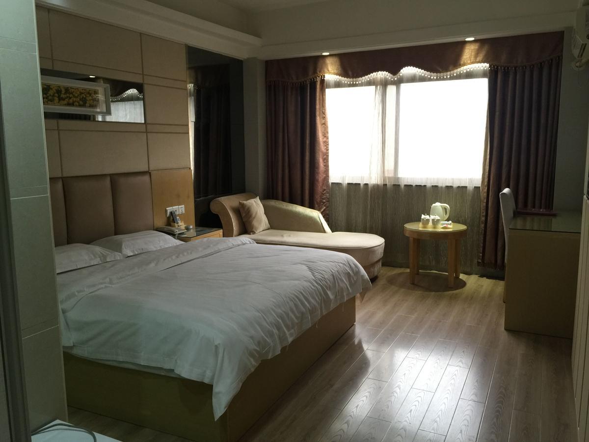 Yile Hotel Guangzhou Exterior photo