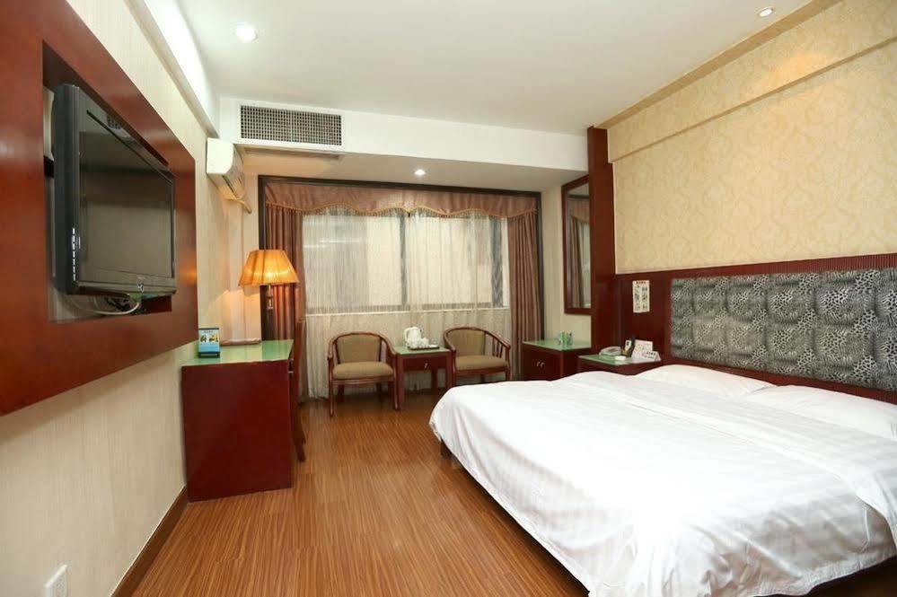 Yile Hotel Guangzhou Exterior photo
